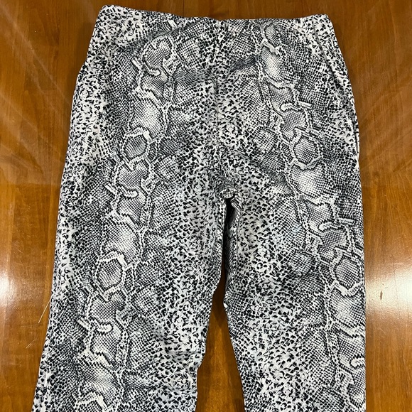 Snake Skin pattern pants. - Picture 5 of 6